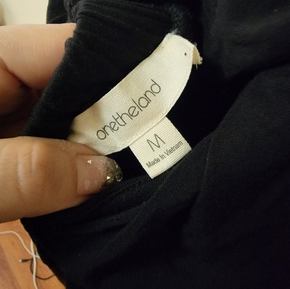 BLACK KNIT MAXI DRESS WITH BACK DETAIL - Picture 4 of 4